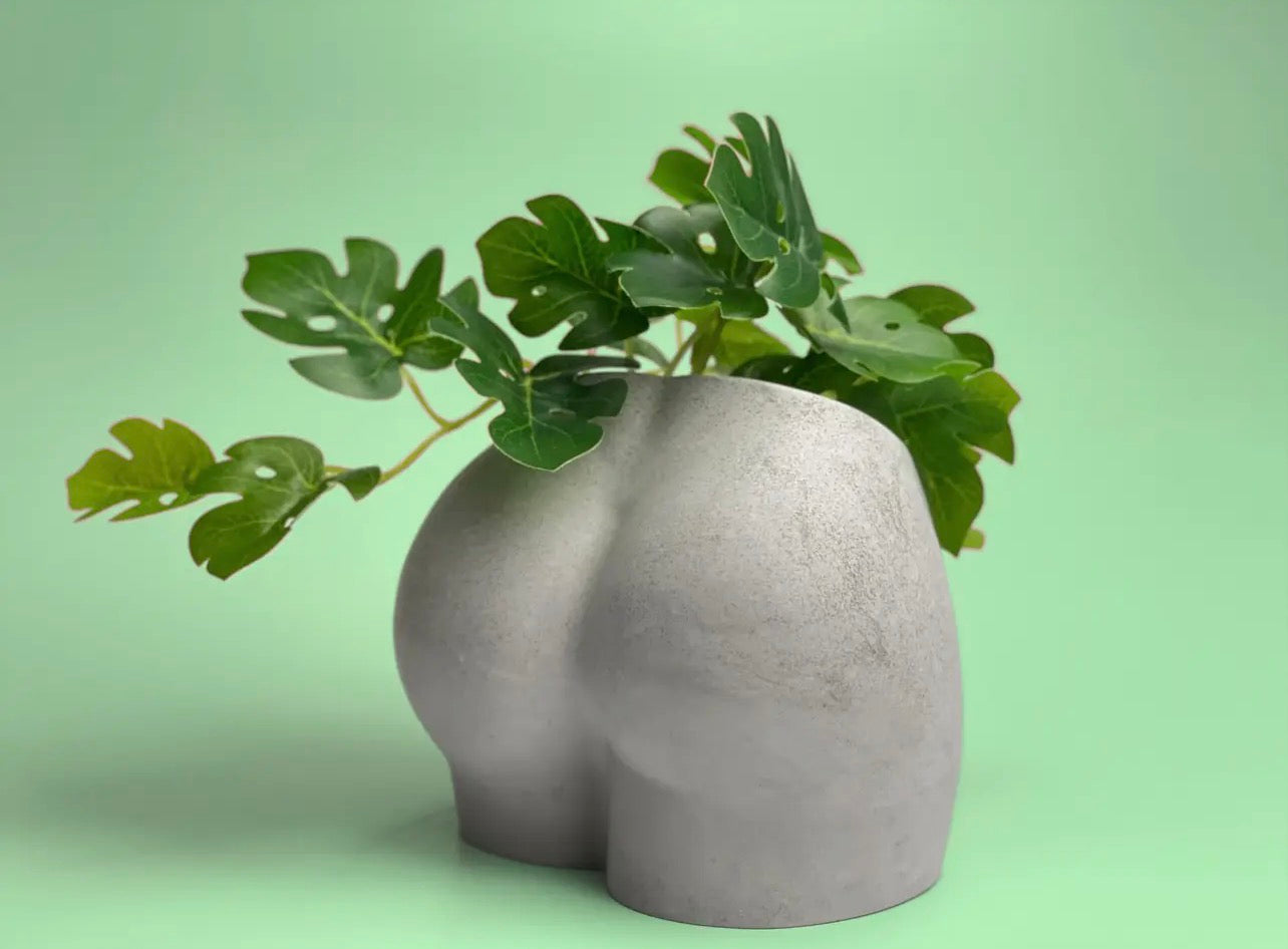 natural butt pot / BBL vase